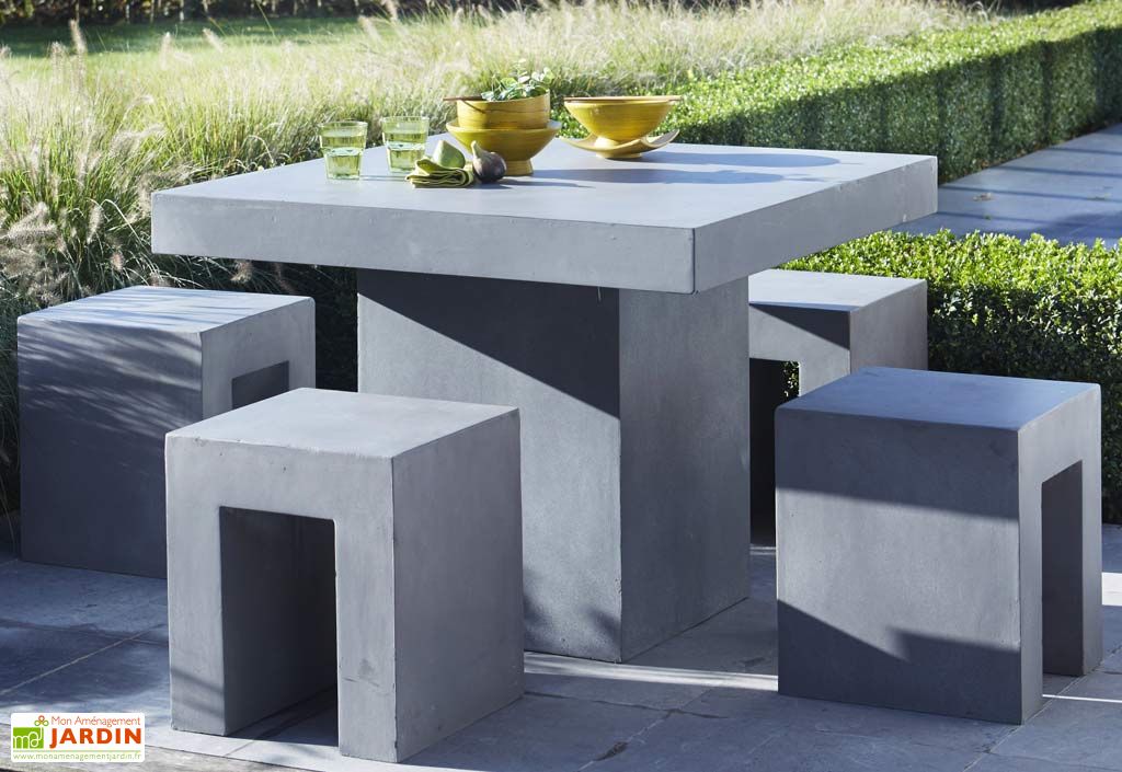 Ensemble Table + 4 Tabourets de Jardin Béton Ciré - Wilsa