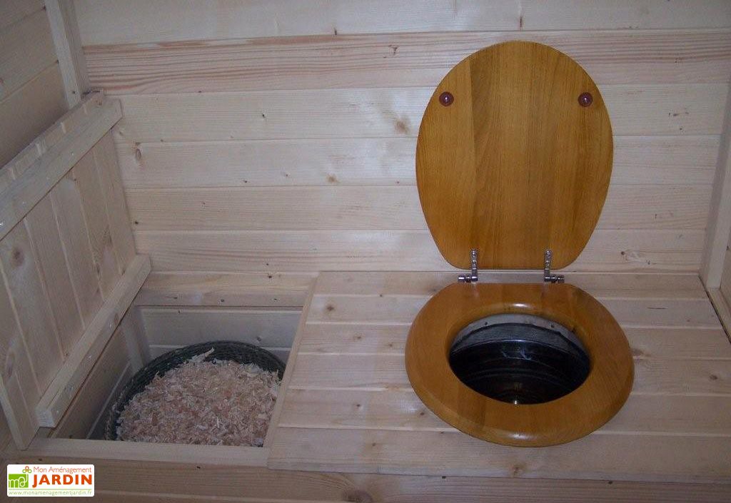Toilettes-Sèches-Extérieur-(120-x-160)---Habrita
