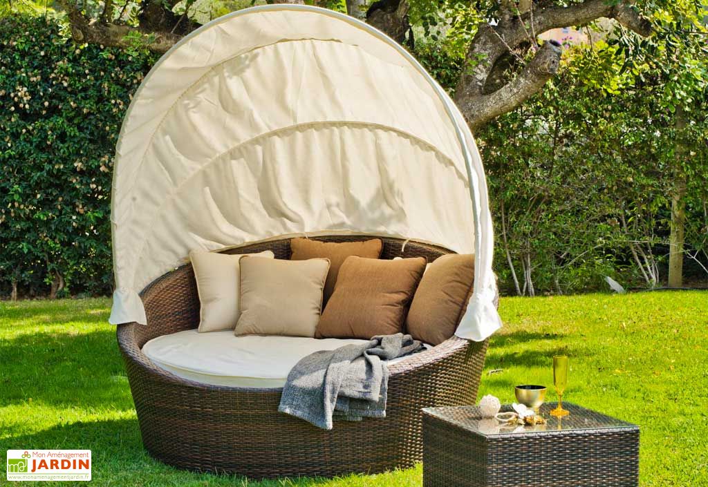Canape Lit De Jardin En Resine Tressee Avec Toit Matelas Et