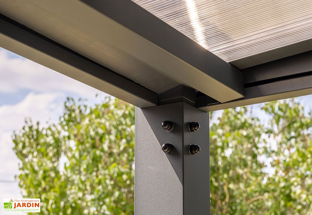 carport en aluminium et polycarbonate libeccio 15 m trigano