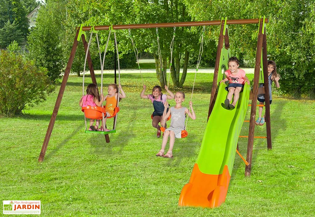 Portique Balançoires + Toboggan Bois et Métal Zambo Trigano