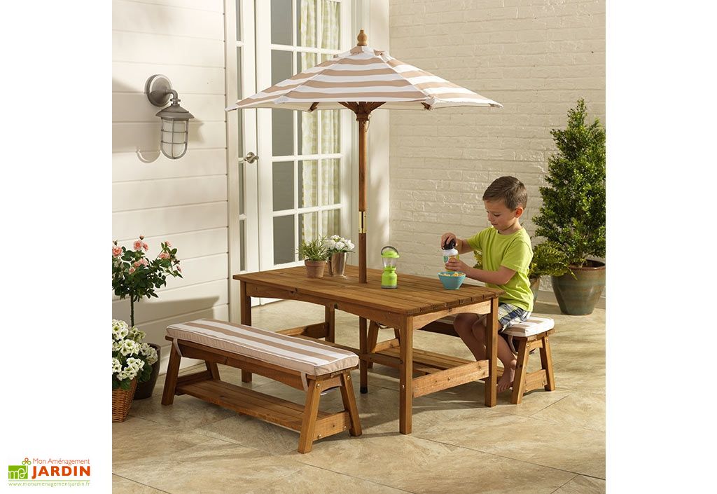 Salon De Jardin Bois Pour Enfants Table Bancs Parasol Taupe