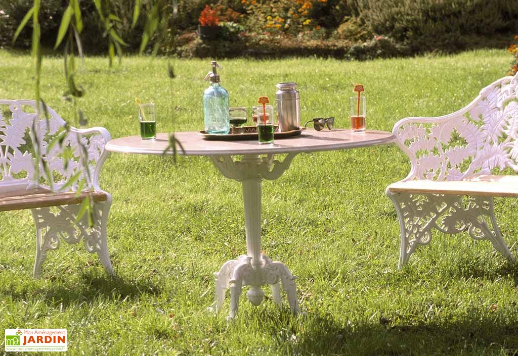 Table de Jardin Fonte d’Aluminium et Bois Fougère Dommartin