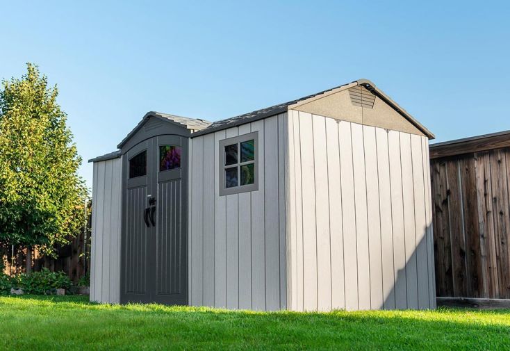 Abri de jardin en résine imitation bois Lifetime – 7,58 m²