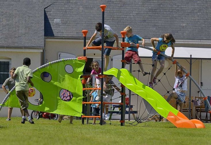 Aire de Jeux EVO-Kids avec 5 Agrès