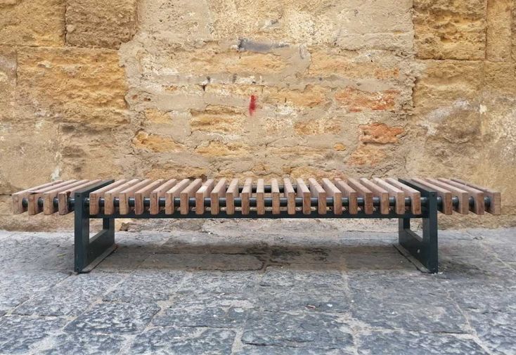 Banquette de jardin en bois de pin traité et acier galvanisé Sevilla