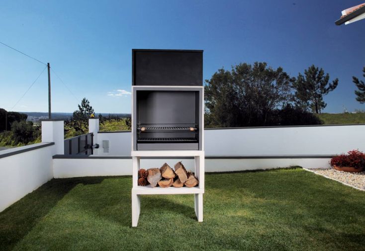 Barbecue à foyer en fonte - La vie est meilleure à la piscine