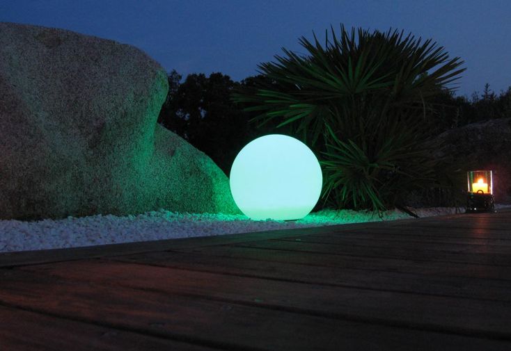 Boule Lumineuse Multicolore LED Etanche, Télécommande, Secteur, 60cm
