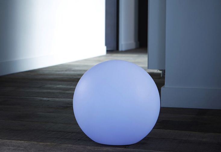 Boule Lumineuse Multicolore avec Télécommande et Batterie 30cm