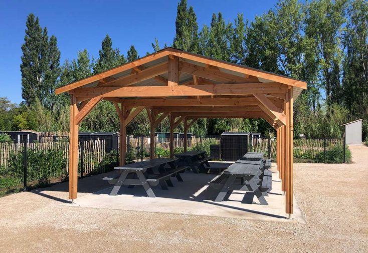 Carport 3 voitures en bois Douglas 10 poteaux sans couverture - 34 à 44 m²