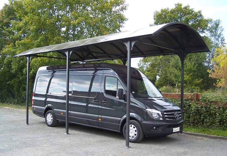 Le carport van aménagé, une solution tendance pour les véhicules de loisir !