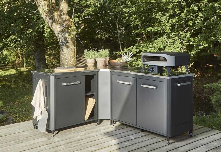 Cuisine extérieure en acier zingué et inox : 2 meubles + angle