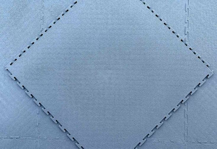 Lot de 10 dalles de sol clipsables en PVC gris foncé – 50 x 50 cm