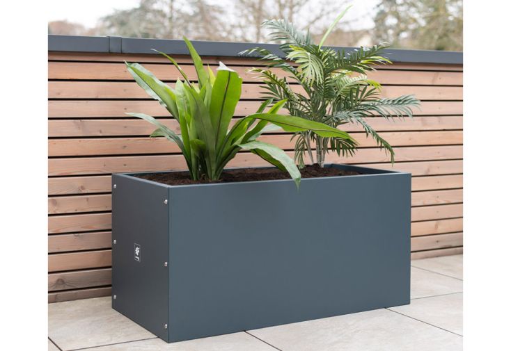 https://www.monamenagementjardin.fr/media/catalog/product/cache/8aaa6a9712f489d0a5edbc9e529668d8/e/n/ensemble-jardiniere-terrasse.jpg