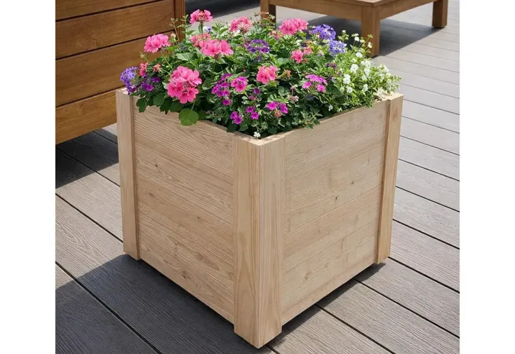 Bac à fleurs en bois de châtaignier 52 x 52 cm - Castanea