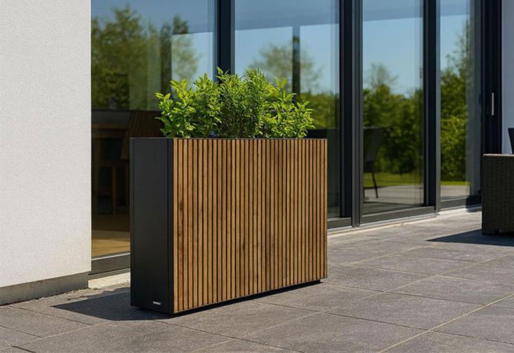 Jardinière haute en acier et bois de pin – 120 x 25 x 80 cm