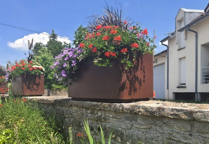 Jardinière rectangulaire en PEHD finition corten 170L 110 cm - Néo 1100