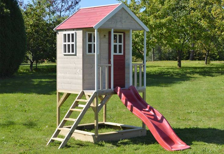 Maisonnette pour enfant en bois non traité avec toboggan – 5,5 m²