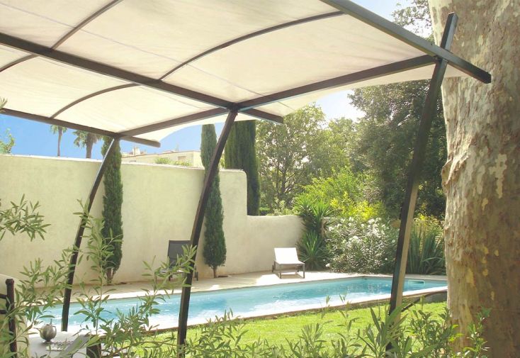 Pergola adossée 4 x 3 m en acier avec toile 260 gr/m² - Sydney