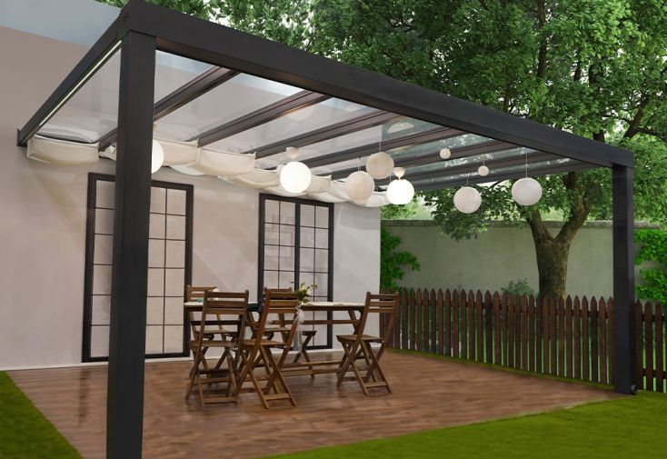 Pergola adossée aluminium gris et polycarbonate - Stockholm 3,4 m + stores