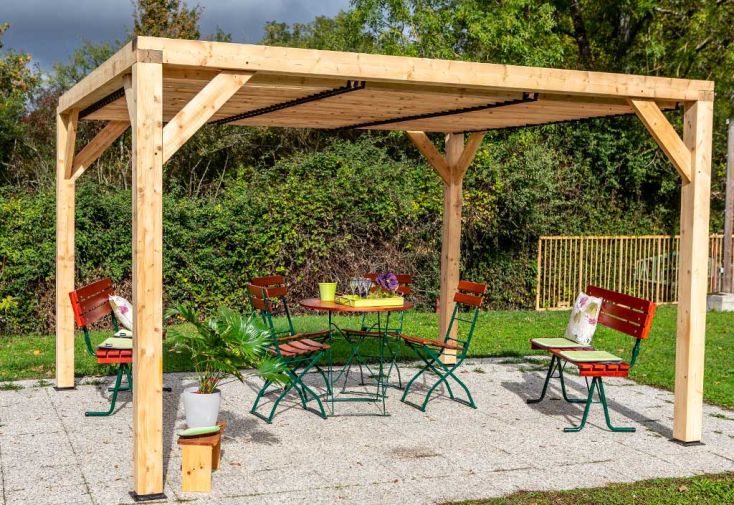 Pergola bioclimatique en bois de sapin 10,6 m² – Toiture