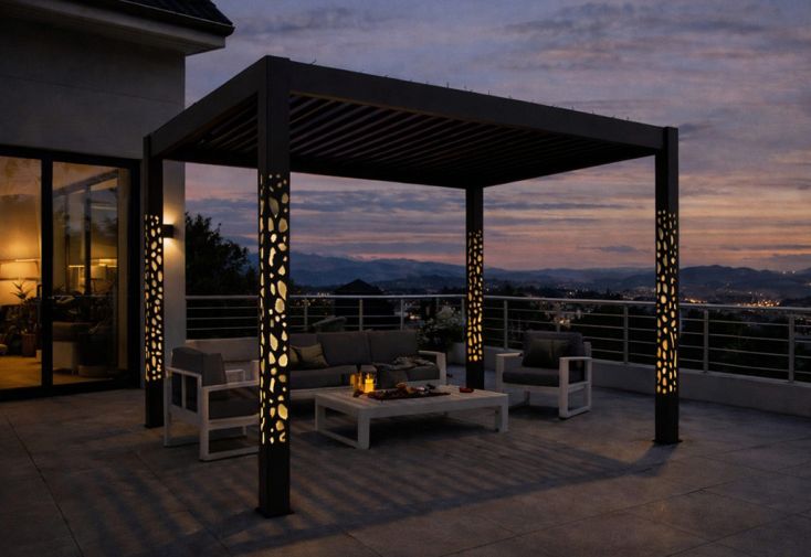 Pergola bioclimatique 4x3 m aluminium 4 poteaux solaires – Moucharabieh