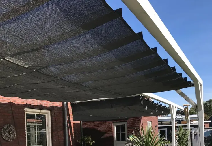 Toile rétractable pour pergola 2 x 5 m en PEHD + fixations
