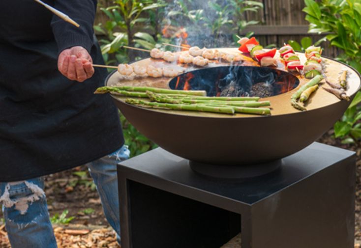 Braséro plancha d’extérieur avec plaque de cuisson en acier - ø 60 cm