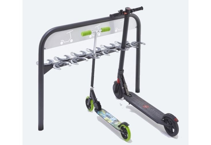 Range trottinettes en acier Mottez – 12 trottinettes 
