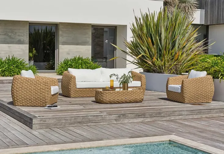 Salon de jardin 5 places en aluminium et résine tressée – Ramatuelle
