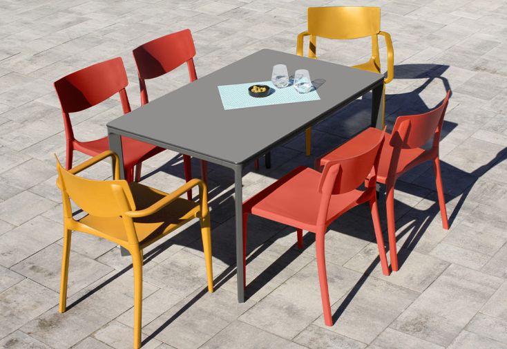 Salon de jardin : 1 table 160 x 90 cm + 4 chaises + 2 fauteuils – Town