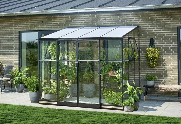 Serre de jardin adossée en verre trempé Qube Lean-to 68 – 4,7 m²