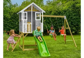 Aire de jeux en bois avec portique et toboggan