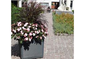 Pot de fleurs carré en PEHD PAPI