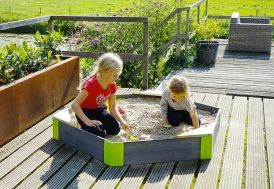 Bac à Sable Hexagonal en Bois de Cèdre Exit Toys Aksent