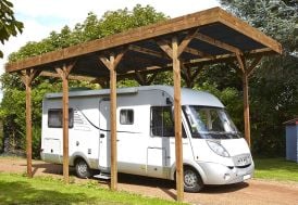 Carport en bois pour voiture et camion