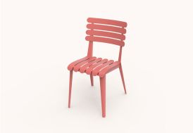 chaise d'extérieur de face