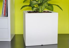 Pot de fleurs carré en plastique rotomoulé 50 cm jardin ou maison