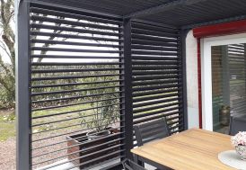 brise-soleil avec lames orientables pour pergola bioclimatique 3 m