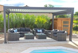 Pergola bioclimatique motorisée en aluminium