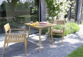 Petit salon de jardin traité idéal pour un petit balcon