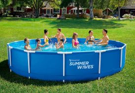 piscine tubulaire ronde en PVC bleu de la marque Summer Waves