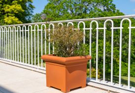 Pot de fleurs carré emboîtable PAPI en PEHD - PCL