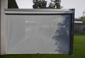 Store latéral 3,5 m pour pergola bioclimatique adossée Charlotte