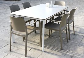 Salon de jardin 6 personnes en aluminium et HPL blanc et taupe
