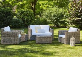 Salon de jardin en kubu 4/5 places, deux tables, canapé et deux fauteuils