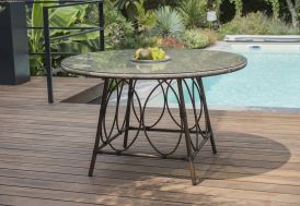 Table de jardin en aluminium, résine tressée et verre