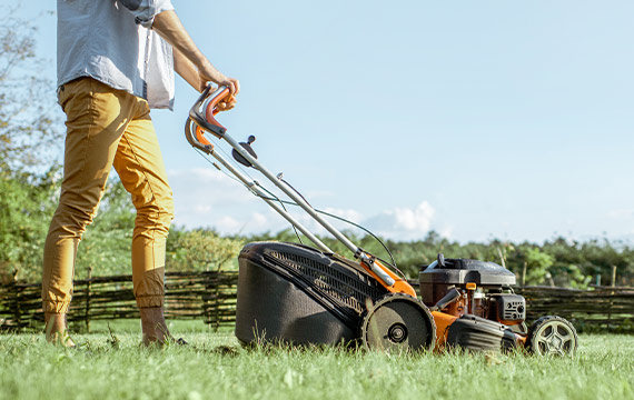 Comment choisir sa tondeuse à gazon?