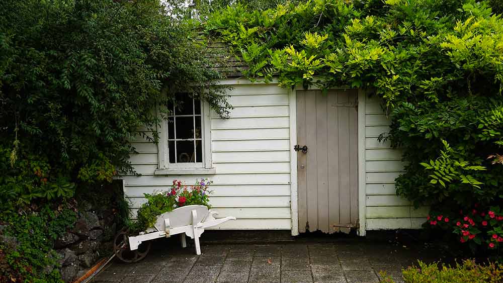 Traiter un abri de jardin en bois