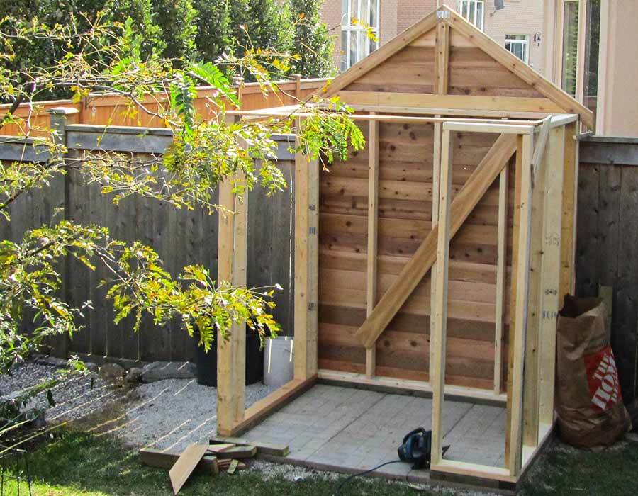 Construction cabanon de jardin en bois